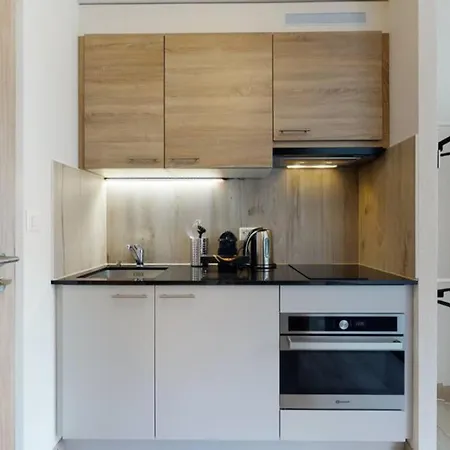 Appartement Studio Meublé #208 - Swiss