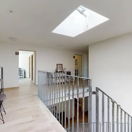 Studio Meuble #208 - Swiss Aigle